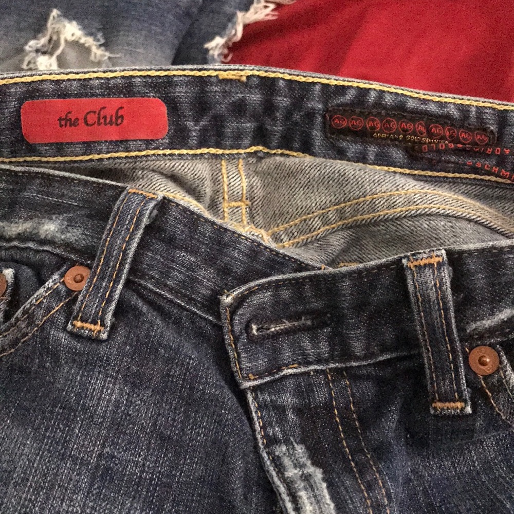 Adriano Goldschimed Jeans: the club style